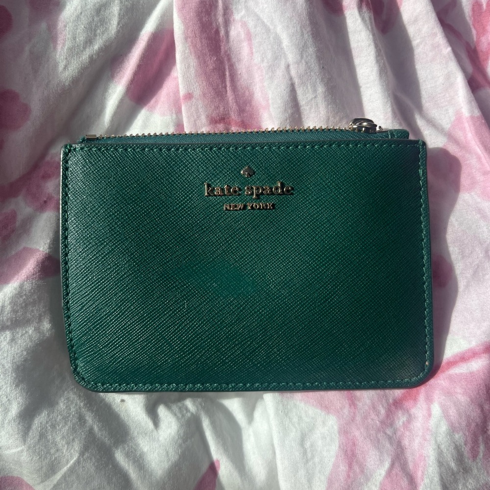 KATE SPADE LAUREL WAY BITSY CARD HOLDER EMERALD GREEN.